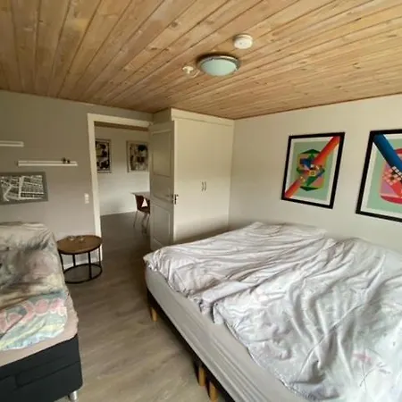 Privat Lejlighed Med 2 Vaerelser, Opholdsrum, Eget Badevaerelse * جايف